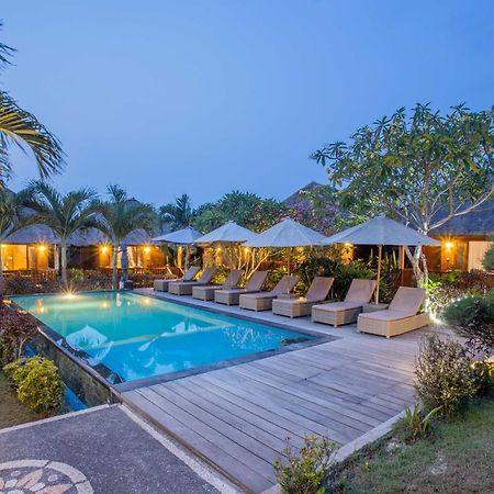 Lembongan Mantra Huts Hotel Exterior foto